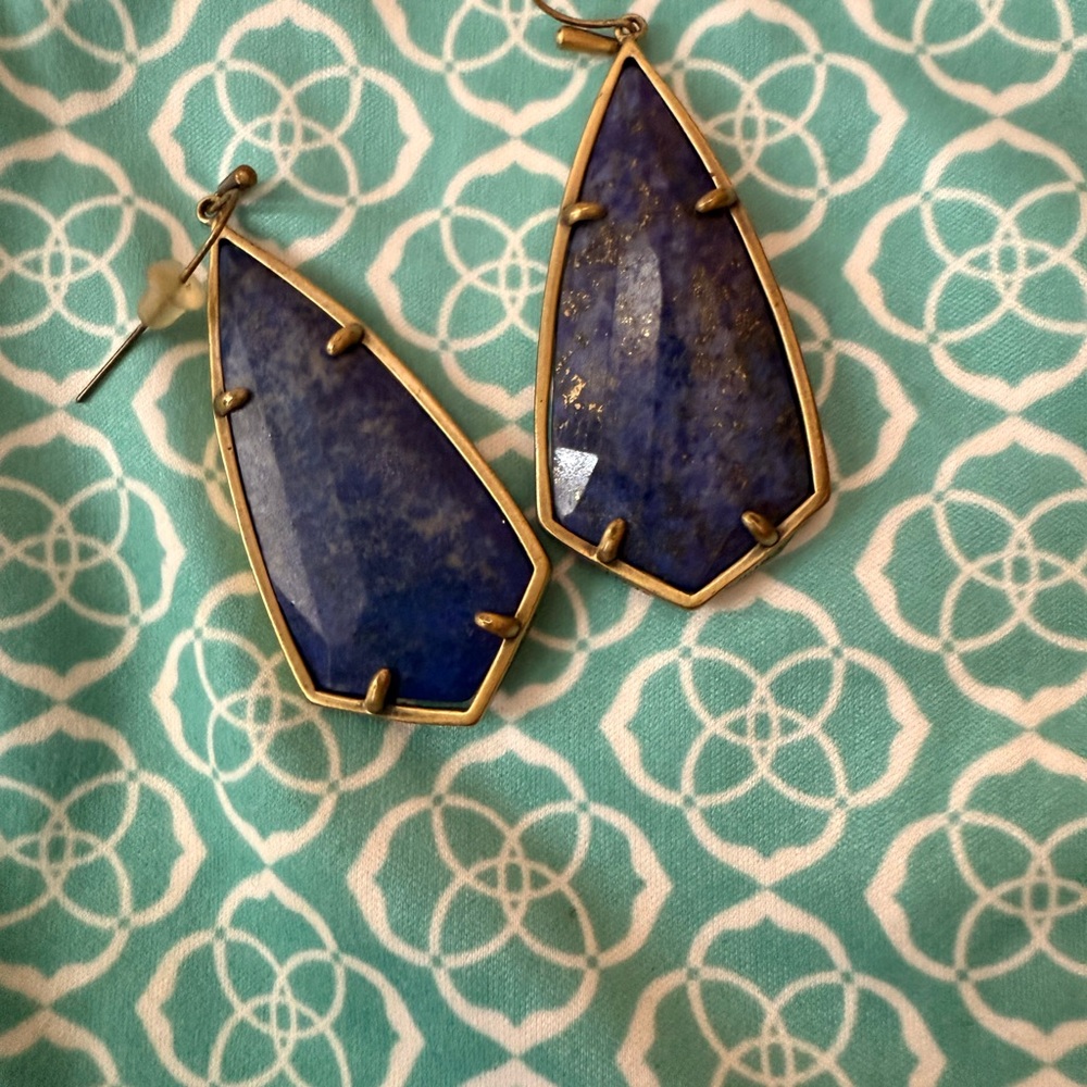 Kendra Scott Lapis Blue Pendant Necklace and Earrings - Picture 2 of 3